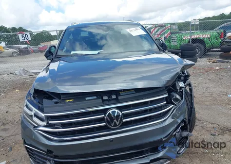 2024 Volkswagen Tiguan 2.0T Sel R-Line z USA, uszkodzony, nr VIN 3VV4B7AX3RM021453